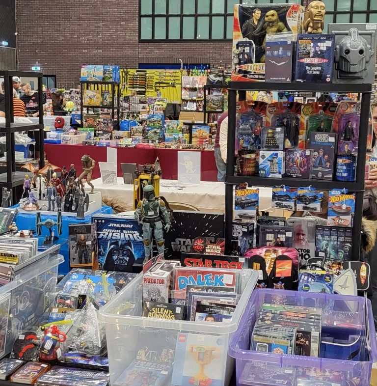 We specialise in vintage Doctor Who and Star Wars merchandise Doctor Who and Star Wars merchandise display